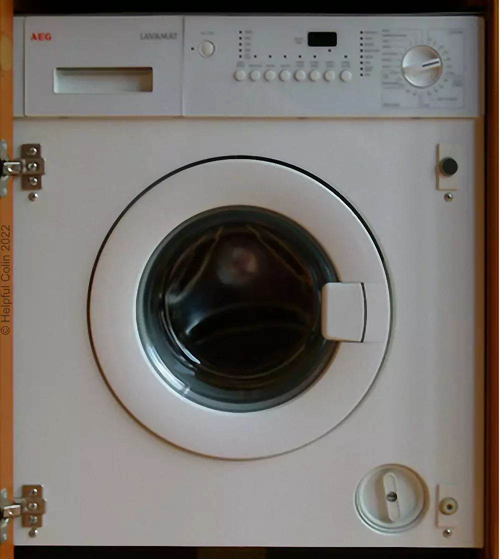 Cleaning Mouldy Washing Machine Parts